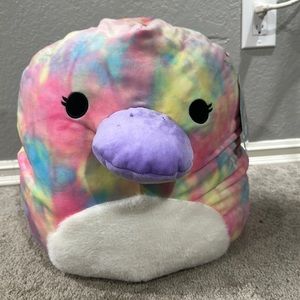 I’m selling brindall the platypus